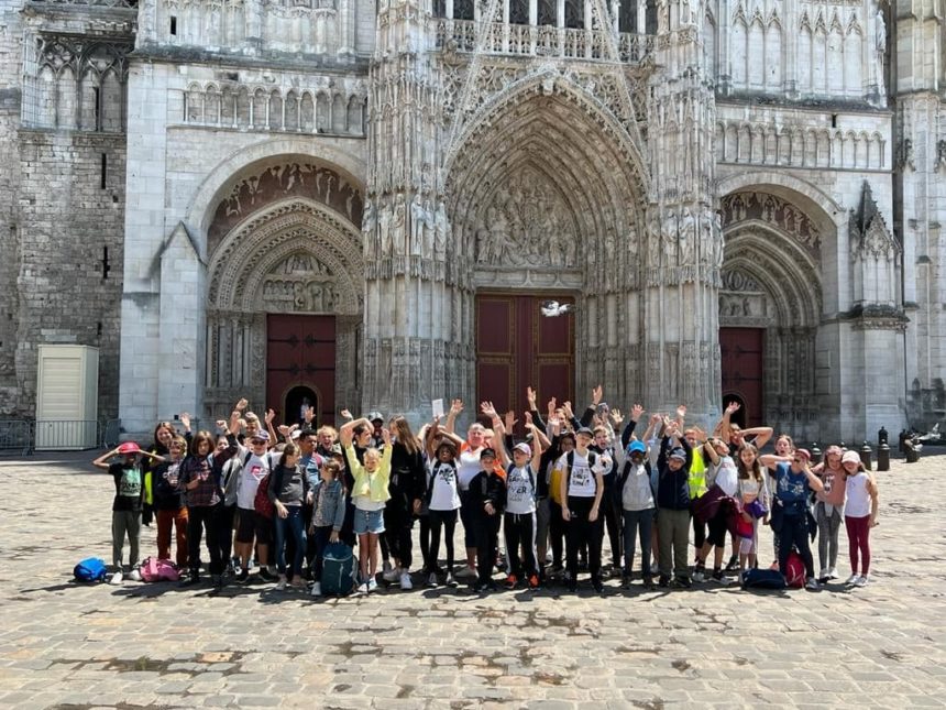 Sortie scolaire des CM B et C à Rouen pour étudier l’architecture du Moyen âge à nos jours.